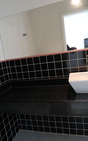 Casa para alugar com 420m², 4 quartos e 4 vagasLavabo