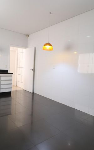 Casa para alugar com 420m², 4 quartos e 4 vagasCozinha