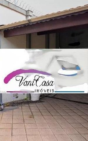 Casa à venda com 320m², 4 quartos e 4 vagas