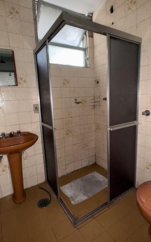 Apartamento à venda com 78m², 2 quartos e 1 vaga Apartamento à venda com 78m², 2 quartos e 1 vagaBanheiro