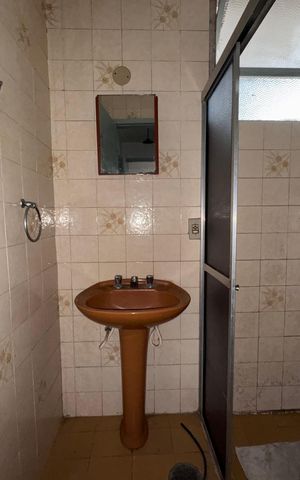 Apartamento à venda com 78m², 2 quartos e 1 vaga Apartamento à venda com 78m², 2 quartos e 1 vagaBanheiro