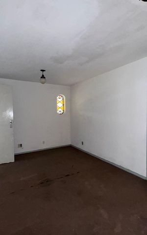 Apartamento à venda com 78m², 2 quartos e 1 vaga Apartamento à venda com 78m², 2 quartos e 1 vagaSala