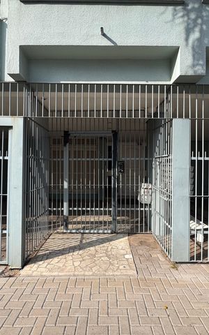 Apartamento à venda com 78m², 2 quartos e 1 vaga Apartamento à venda com 78m², 2 quartos e 1 vagaFachada