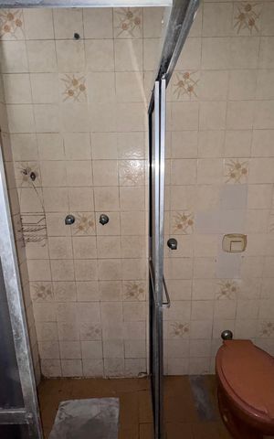 Apartamento à venda com 78m², 2 quartos e 1 vaga Apartamento à venda com 78m², 2 quartos e 1 vagaBanheiro