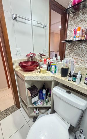 Apartamento à venda com 88m², 2 quartos e 1 vaga Apartamento à venda com 88m², 2 quartos e 1 vagaBanheiro