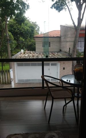 Casa à venda com 135m², 2 quartos e 2 vagas Casa à venda com 135m², 2 quartos e 2 vagasVaranda