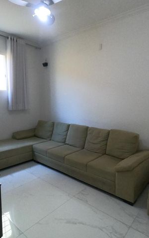 Casa à venda com 421m², 5 quartos e 8 vagas Casa à venda com 421m², 5 quartos e 8 vagasSala de TV