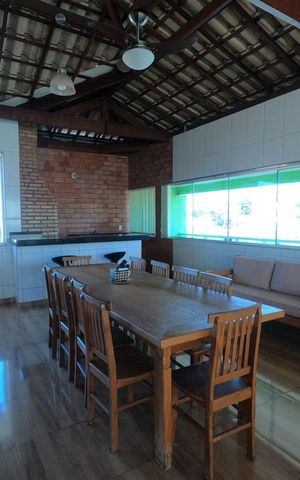 Casa à venda com 421m², 5 quartos e 8 vagas Casa à venda com 421m², 5 quartos e 8 vagasÁrea Gourmet