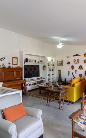 Apartamento à venda com 156m², 2 quartos e 2 vagas Apartamento à venda com 156m², 2 quartos e 2 vagasSala de Estar