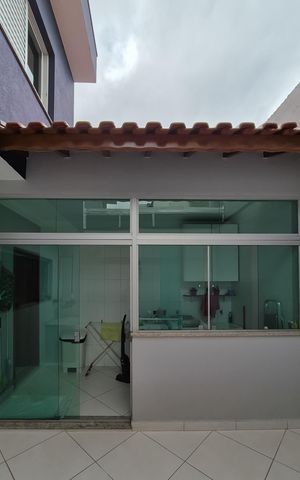 Casa à venda com 217m², 3 quartos e 5 vagasÁrea de Serviço