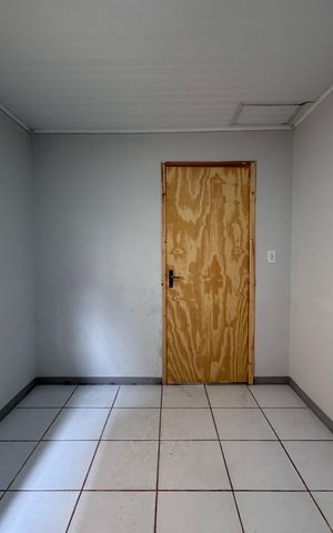 Casa à venda com 130m², 3 quartos e 1 vaga Casa à venda com 130m², 3 quartos e 1 vagaQuarto 1