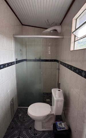 Casa à venda com 130m², 3 quartos e 1 vaga Casa à venda com 130m², 3 quartos e 1 vagaBanheiro Social