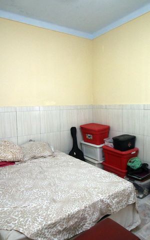 Casa para alugar com 110m², 2 quartos e sem vagaQuarto 1