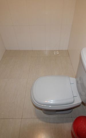 Casa à venda com 150m², 3 quartos e 1 vagaBanheiro 1