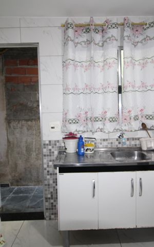 Casa à venda com 150m², 3 quartos e 1 vagaCasa 2 - Sala / Cozinha