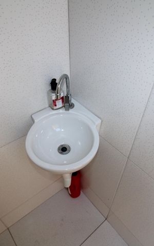 Casa à venda com 150m², 3 quartos e 1 vagaBanheiro 3