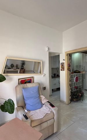 Apartamento à venda com 90m², 2 quartos e sem vaga Apartamento à venda com 90m², 2 quartos e sem vagaSala