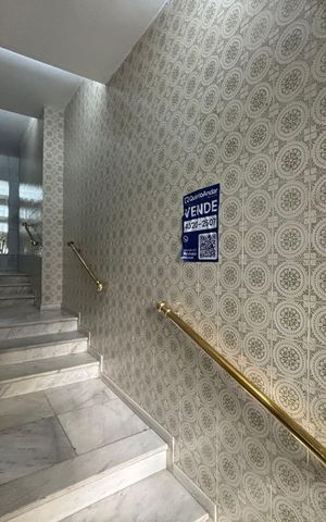Apartamento à venda com 90m², 2 quartos e sem vaga Apartamento à venda com 90m², 2 quartos e sem vagaPlaca