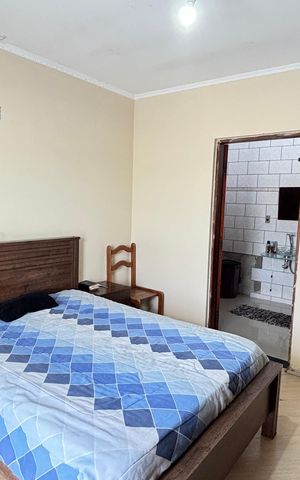 Casa à venda com 225m², 3 quartos e 4 vagas Casa à venda com 225m², 3 quartos e 4 vagasSuíte