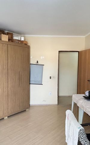 Casa à venda com 225m², 3 quartos e 4 vagas Casa à venda com 225m², 3 quartos e 4 vagasQuarto 1