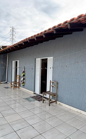 Casa à venda com 225m², 3 quartos e 4 vagas Casa à venda com 225m², 3 quartos e 4 vagasVaranda da Suíte