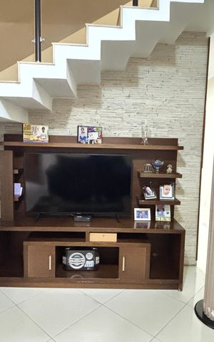 Casa à venda com 225m², 3 quartos e 4 vagas Casa à venda com 225m², 3 quartos e 4 vagasSala