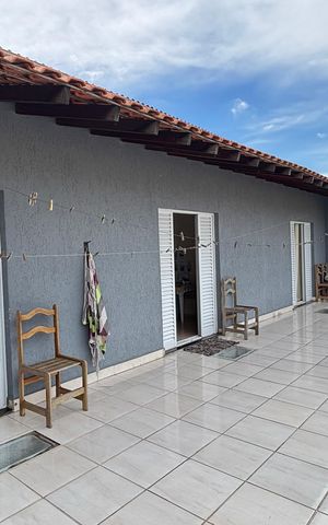 Casa à venda com 225m², 3 quartos e 4 vagas Casa à venda com 225m², 3 quartos e 4 vagasVaranda da Suíte