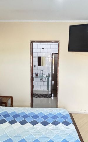 Casa à venda com 225m², 3 quartos e 4 vagas Casa à venda com 225m², 3 quartos e 4 vagasSuíte