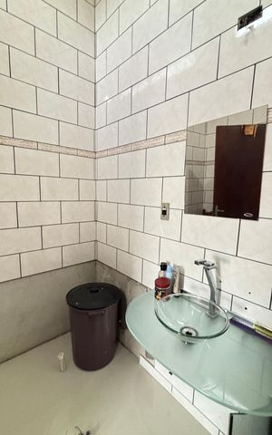 Casa à venda com 225m², 3 quartos e 4 vagas Casa à venda com 225m², 3 quartos e 4 vagasBanheiro da Suíte