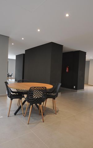 Apartamento à venda com 40m², 2 quartos e sem vagaÁrea comum - Salão de festas