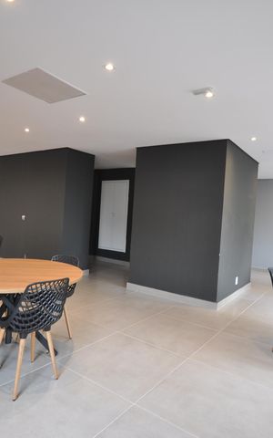 Apartamento à venda com 40m², 2 quartos e sem vagaÁrea comum - Salão de festas