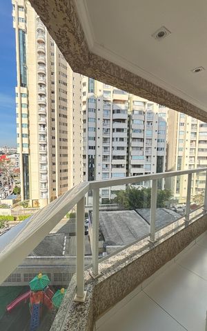 Apartamento à venda com 61m², 2 quartos e 1 vaga Apartamento à venda com 61m², 2 quartos e 1 vagaSala - Varanda