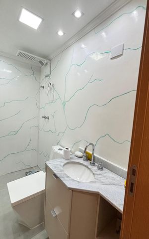 Apartamento à venda com 61m², 2 quartos e 1 vaga Apartamento à venda com 61m², 2 quartos e 1 vagaBanheiro