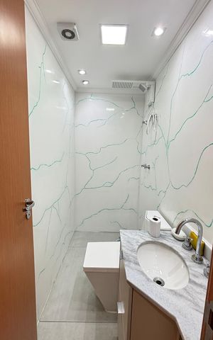Apartamento à venda com 61m², 2 quartos e 1 vaga Apartamento à venda com 61m², 2 quartos e 1 vagaBanheiro