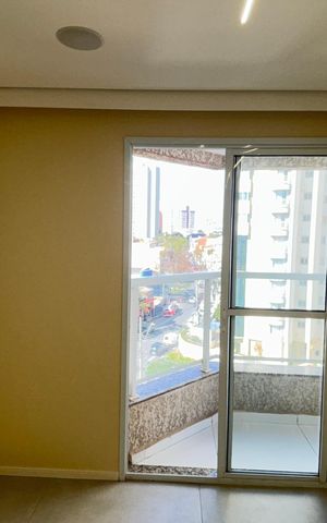 Apartamento à venda com 61m², 2 quartos e 1 vaga Apartamento à venda com 61m², 2 quartos e 1 vagaSala