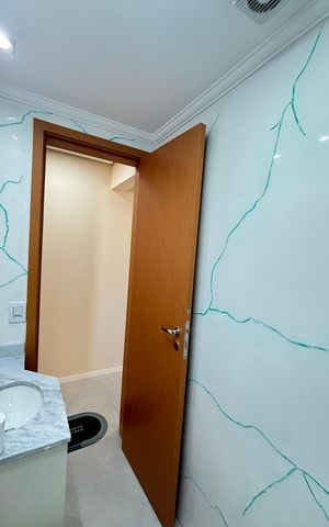 Apartamento à venda com 61m², 2 quartos e 1 vaga Apartamento à venda com 61m², 2 quartos e 1 vagaBanheiro