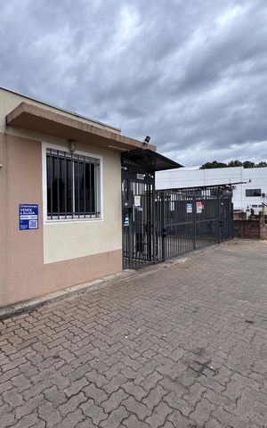 Apartamento à venda com 53m², 2 quartos e 1 vaga Apartamento à venda com 53m², 2 quartos e 1 vagaFachada