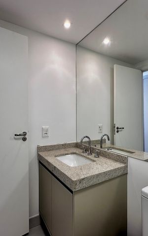 Studio à venda com 24m², 0 quarto e sem vaga Studio à venda com 24m², 0 quarto e sem vagaBanheiro