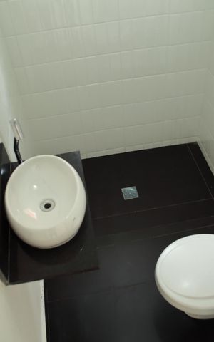 Casa para alugar com 55m², 1 quarto e sem vagaBanheiro