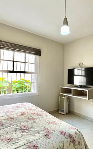 Casa à venda com 270m², 4 quartos e 4 vagas Casa à venda com 270m², 4 quartos e 4 vagasSuite