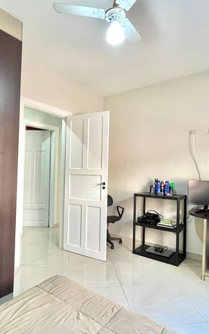 Casa à venda com 270m², 4 quartos e 4 vagas Casa à venda com 270m², 4 quartos e 4 vagasQuarto 2