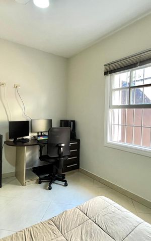 Casa à venda com 270m², 4 quartos e 4 vagas Casa à venda com 270m², 4 quartos e 4 vagasQuarto 2
