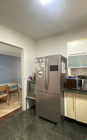 Casa à venda com 158m², 4 quartos e 2 vagas Casa à venda com 158m², 4 quartos e 2 vagasCozinha