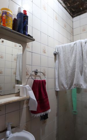 Casa à venda com 190m², 4 quartos e 4 vagasBanheiro - Casa 2