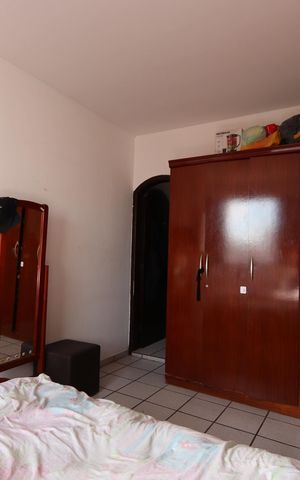 Casa à venda com 190m², 4 quartos e 4 vagasQuarto - Casa 2