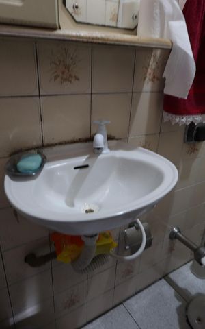 Casa à venda com 190m², 4 quartos e 4 vagasBanheiro - Casa 2