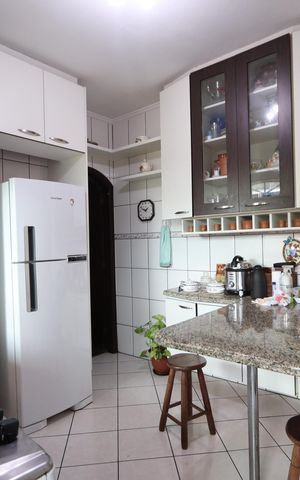 Casa à venda com 190m², 4 quartos e 4 vagasCozinha