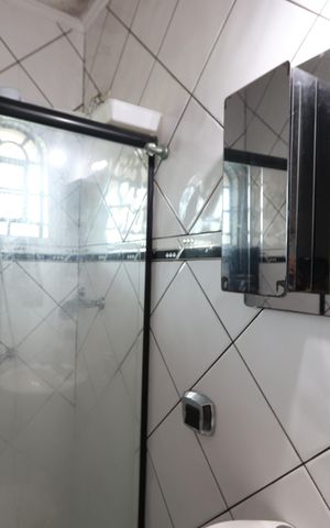 Casa à venda com 190m², 4 quartos e 4 vagasBanheiro Social