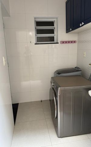 Casa de condomínio à venda com 130m², 3 quartos e 2 vagas Casa de condomínio à venda com 130m², 3 quartos e 2 vagasÁrea de Serviço