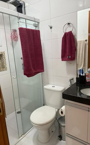 Casa de condomínio à venda com 130m², 3 quartos e 2 vagas Casa de condomínio à venda com 130m², 3 quartos e 2 vagasBanheiro 2
